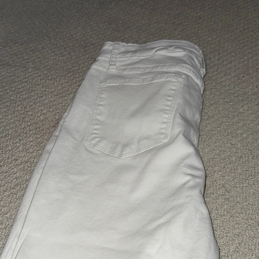 Sonoma White Denim Shorts - Picture 5 of 6